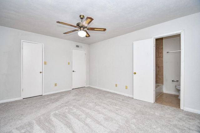 6915 Jeb Stuart Drive, Richmond, TX 77469