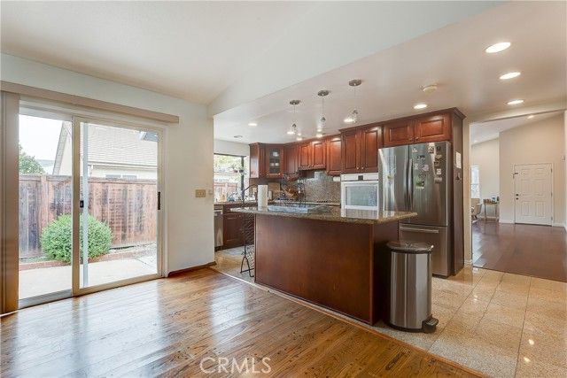 32 Blazing Star, Irvine, CA 92604