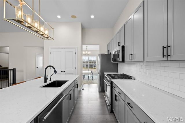 1404 Bloomfield Drive, Eureka, MO 63025