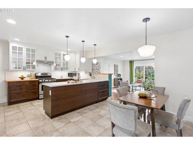 11312 Se 32ND Ave, Milwaukie, OR 97222