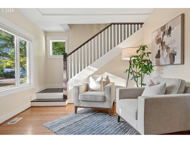 11312 Se 32ND Ave, Milwaukie, OR 97222