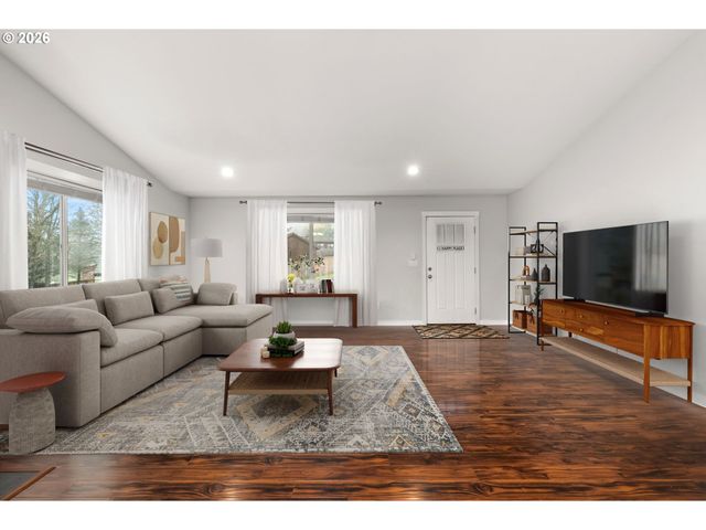 3115 ZENKNER VALLEY Rd, Centralia, WA 98531