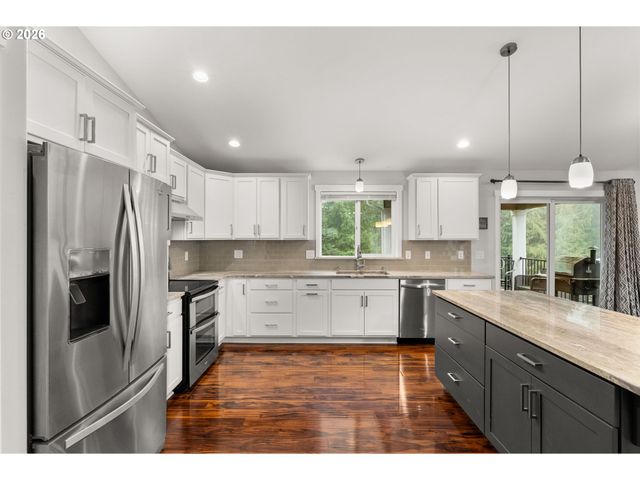 3115 ZENKNER VALLEY Rd, Centralia, WA 98531