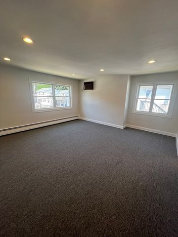 272 Main St 4, Stoneham, MA 02180