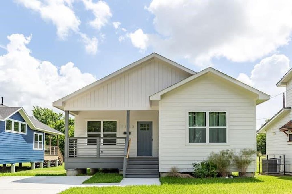 1753 Pasadena Street, Houston, TX 77023