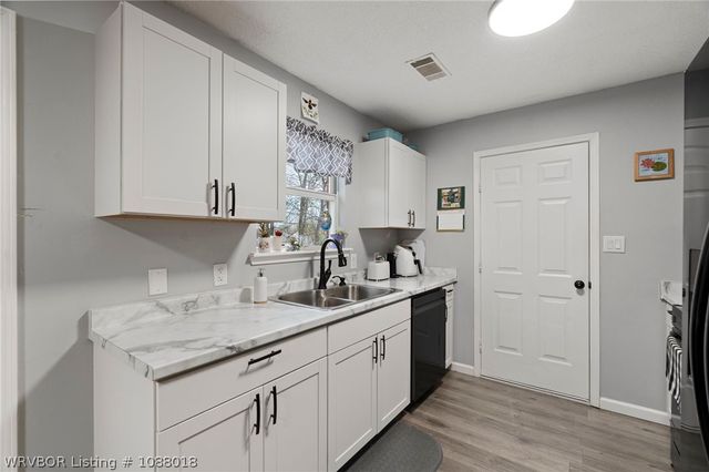 2205 Diamond Circle, Van Buren, AR 72956