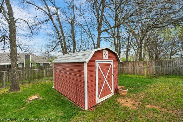 2205 Diamond Circle, Van Buren, AR 72956