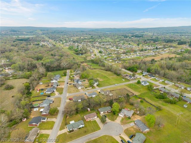 2205 Diamond Circle, Van Buren, AR 72956