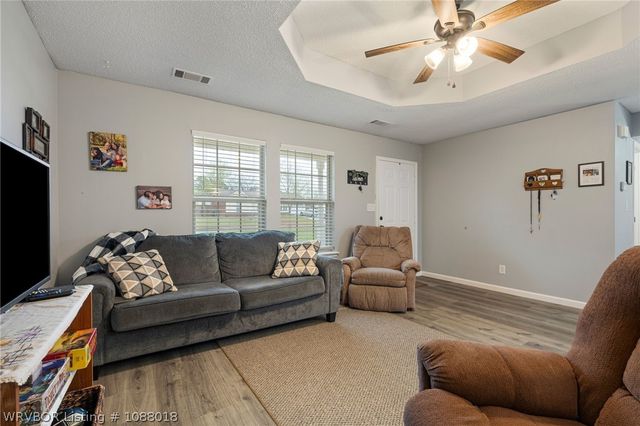 2205 Diamond Circle, Van Buren, AR 72956