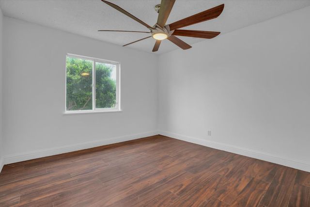 734 S Olive Ave, Stockton, CA 95215