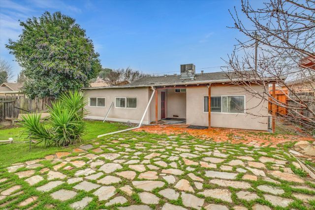 734 S Olive Ave, Stockton, CA 95215