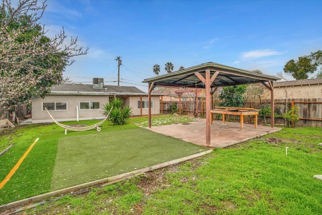 734 S Olive Ave, Stockton, CA 95215