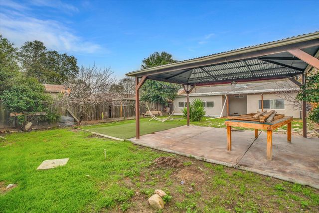 734 S Olive Ave, Stockton, CA 95215