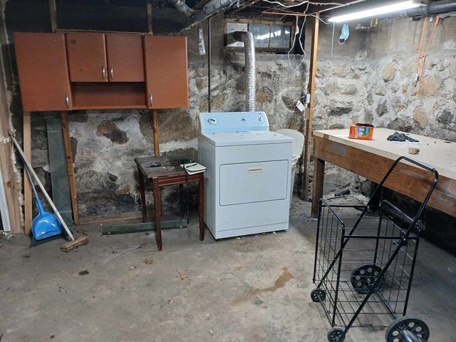 16 Orange St 16, Waltham, MA 02453