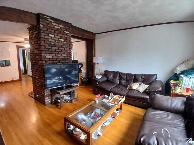 16 Orange St 16, Waltham, MA 02453