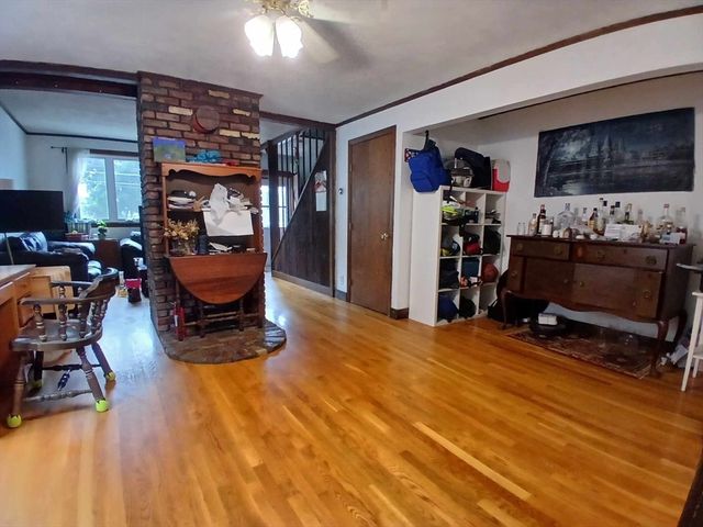 16 Orange St 16, Waltham, MA 02453