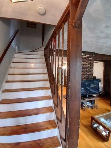 16 Orange St 16, Waltham, MA 02453