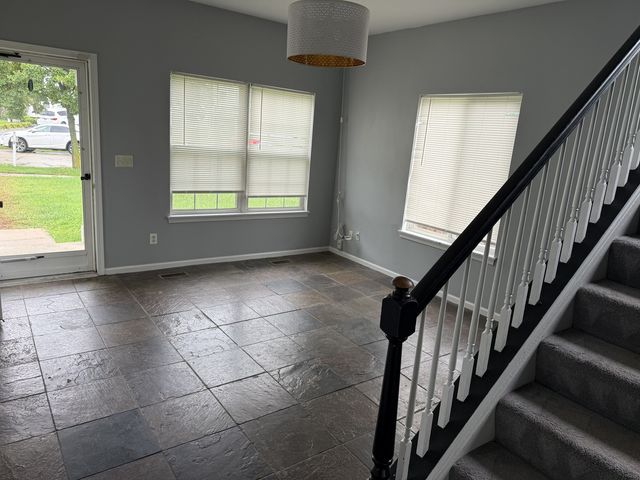 384 Reston Circle, Romeoville, IL 60446