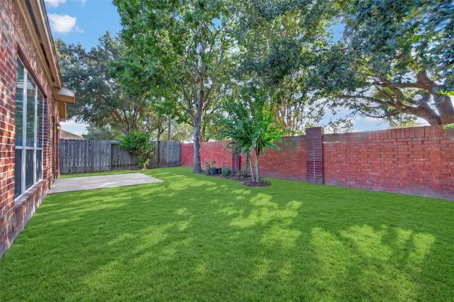 9403 Comstock Meadows Drive, Houston, TX 77095