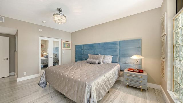 2120 HARBOURSIDE DRIVE 623, Longboat Key, FL 34228