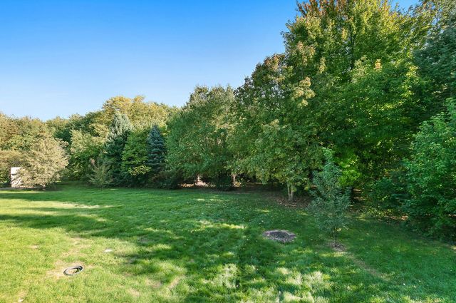 39W255 Fabyan Parkway, Geneva, IL 60134