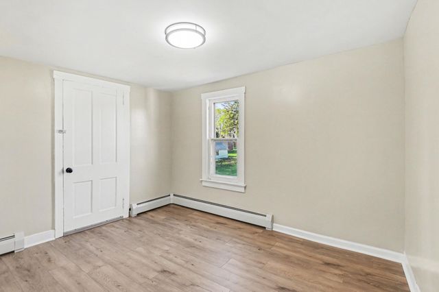 14 CHAPEL DR, Virginville, PA 19564