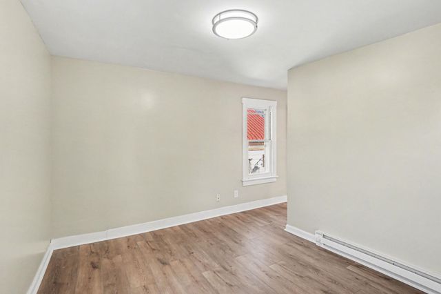 14 CHAPEL DR, Virginville, PA 19564