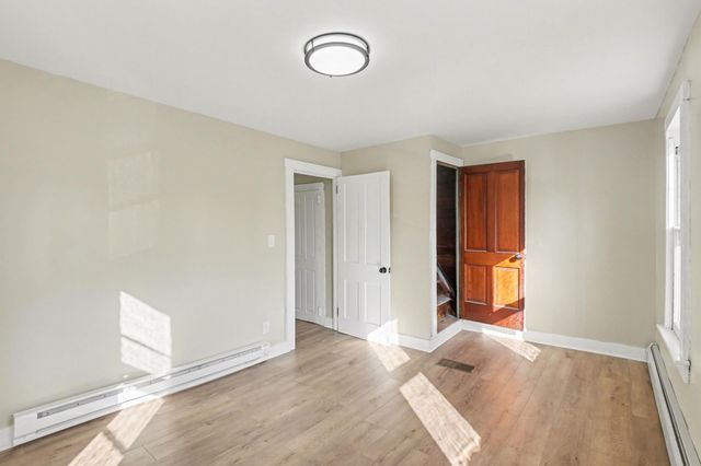 14 CHAPEL DR, Virginville, PA 19564