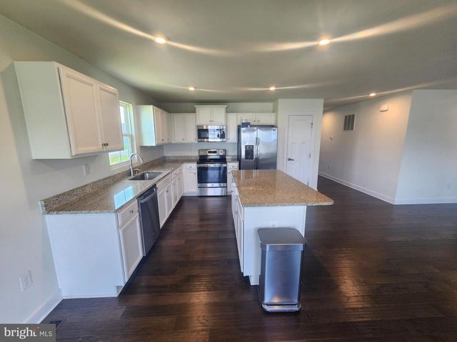 771 SWITCHGRASS CT, Bunker Hill, WV 25413