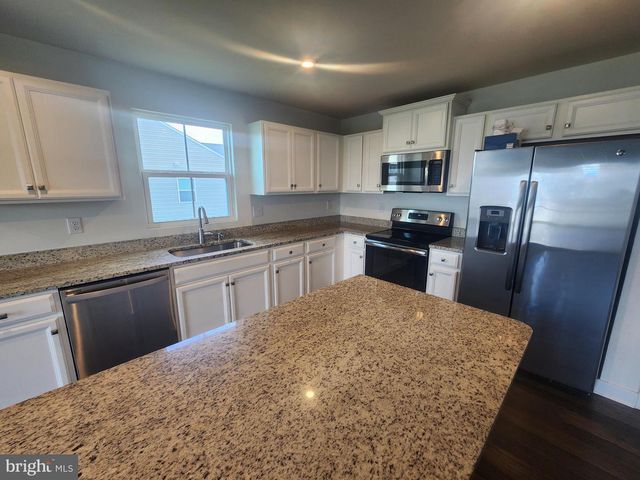 771 SWITCHGRASS CT, Bunker Hill, WV 25413