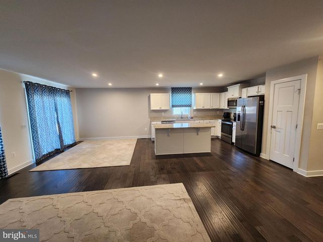 771 SWITCHGRASS CT, Bunker Hill, WV 25413