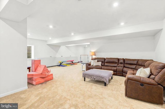 103 JANINE WAY, West Grove, PA 19390
