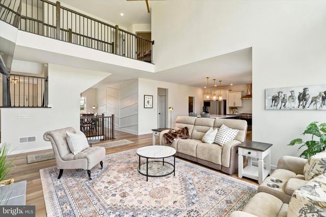 103 JANINE WAY, West Grove, PA 19390