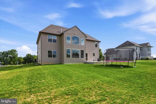 103 JANINE WAY, West Grove, PA 19390