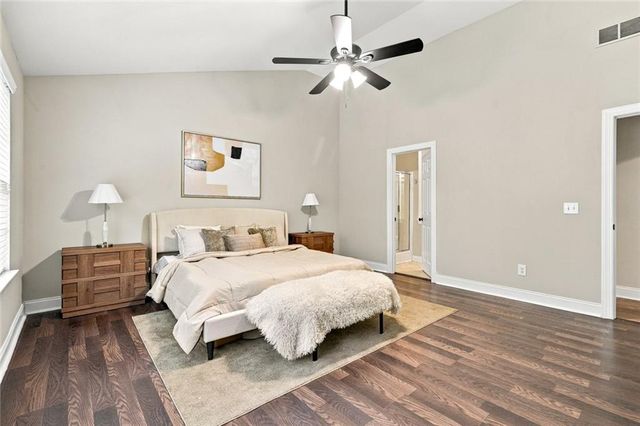 6749 Carriage Walk Lane, Flowery Branch, GA 30542