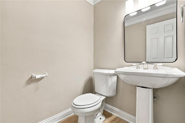 6749 Carriage Walk Lane, Flowery Branch, GA 30542