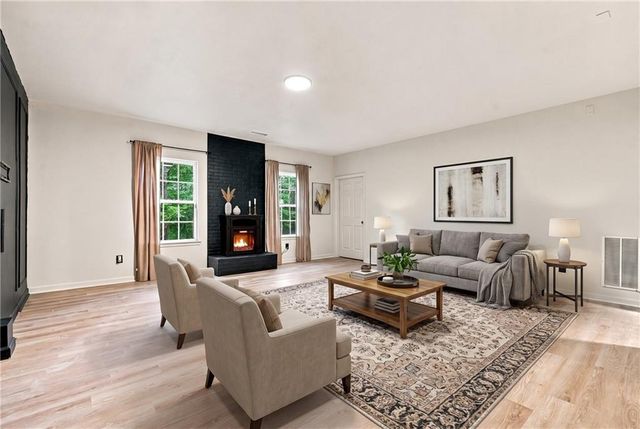 6749 Carriage Walk Lane, Flowery Branch, GA 30542
