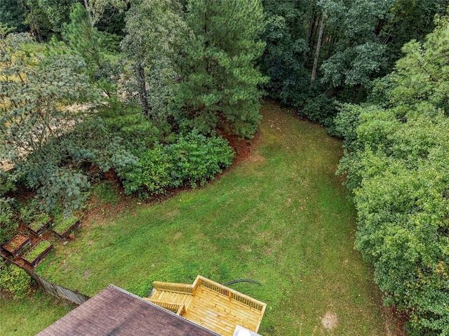 6749 Carriage Walk Lane, Flowery Branch, GA 30542