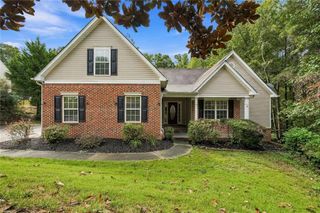 6749 Carriage Walk Lane, Flowery Branch, GA 30542