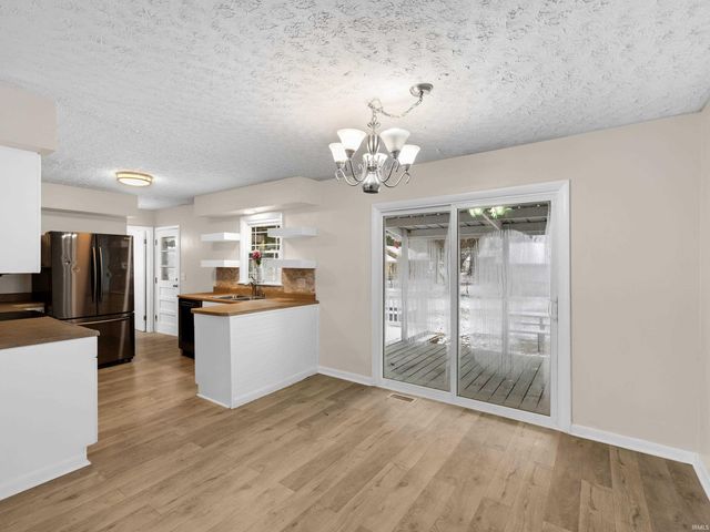 1701 N Thomas Avenue, Evansville, IN 47711