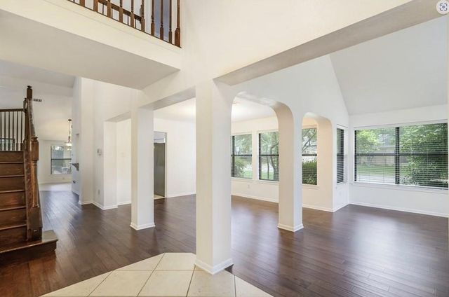 306 Applewood DR, Pflugerville, TX 78660