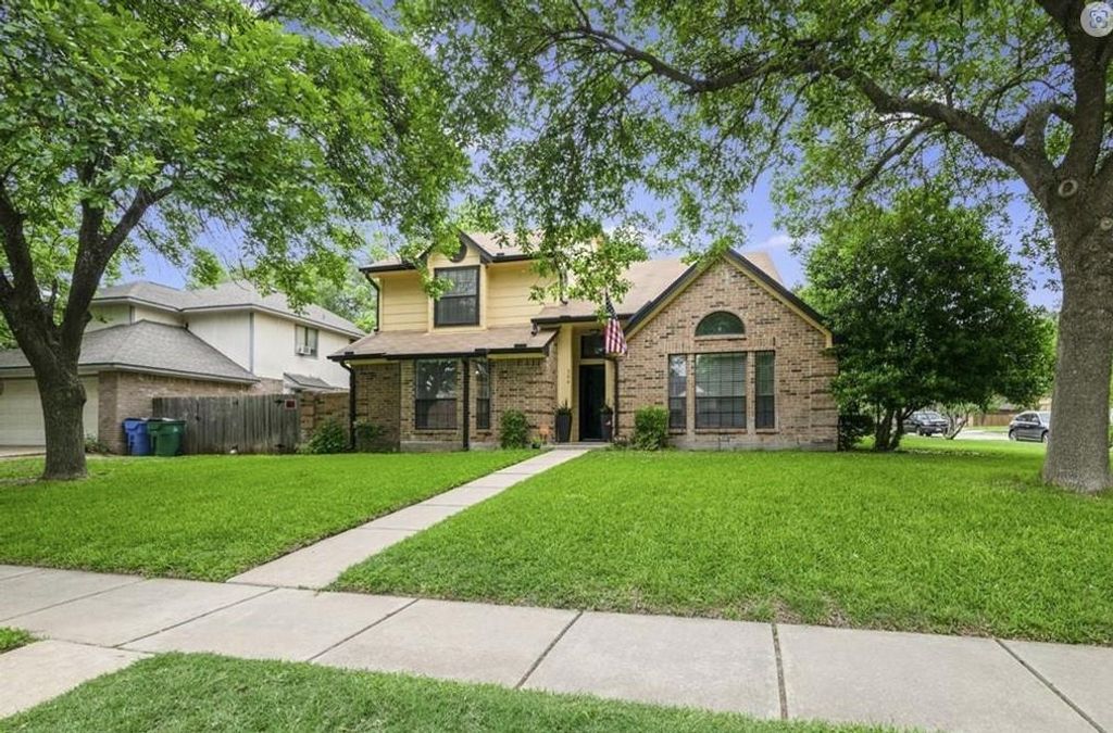 306 Applewood DR, Pflugerville, TX 78660