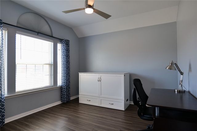 316 San Rafael Dr, Portland, TX 78374