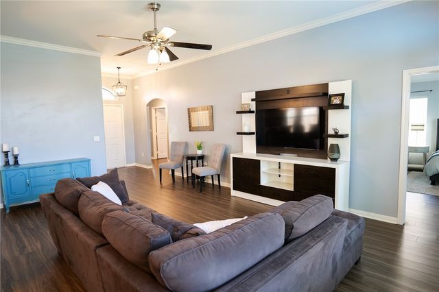 316 San Rafael Dr, Portland, TX 78374