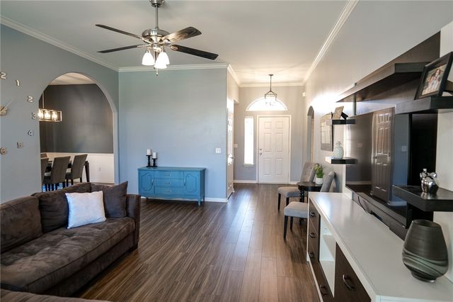 316 San Rafael Dr, Portland, TX 78374