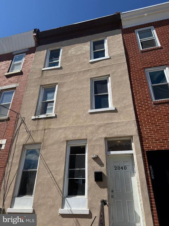 2040 N LAMBERT ST, Philadelphia, PA 19121