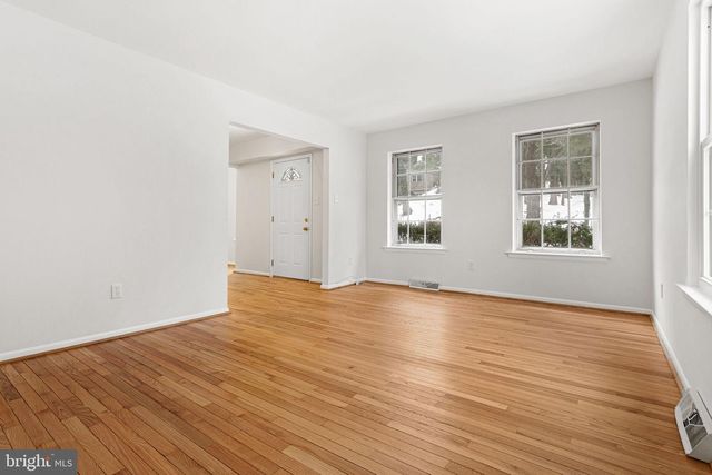 2543 GYPSY LN, Glenside, PA 19038