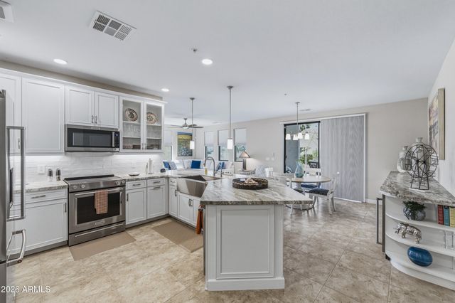 2511 W. Queen Creek rd. -- 170, Chandler, AZ 85248