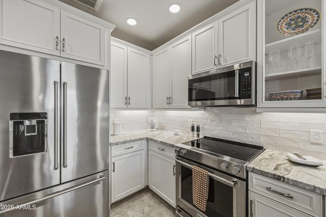 2511 W. Queen Creek rd. -- 170, Chandler, AZ 85248