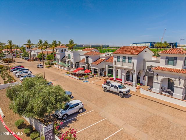 2511 W. Queen Creek rd. -- 170, Chandler, AZ 85248